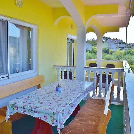 Apartment In Lopar/Insel Rab 17739 Экстерьер фото