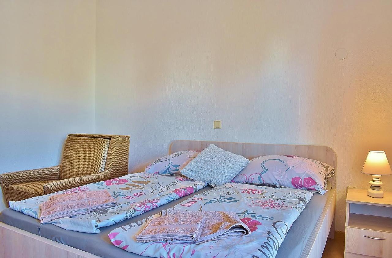 Apartment In Lopar/Insel Rab 17739 Экстерьер фото