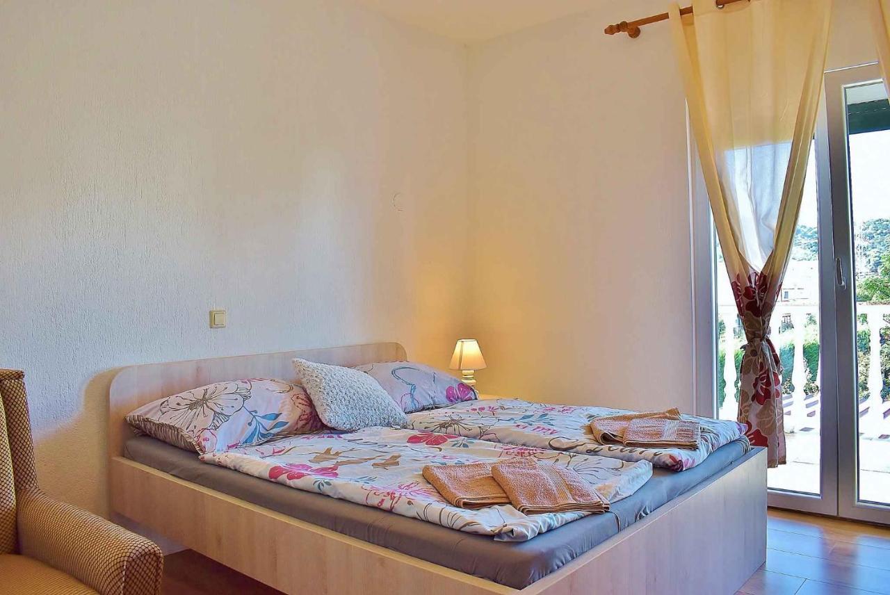 Apartment In Lopar/Insel Rab 17739 Экстерьер фото