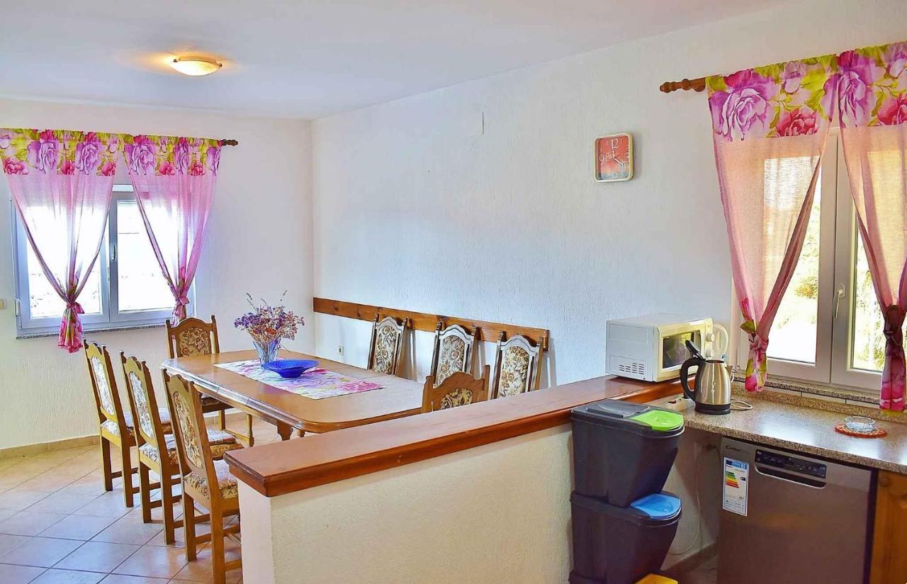 Apartment In Lopar/Insel Rab 17739 Экстерьер фото