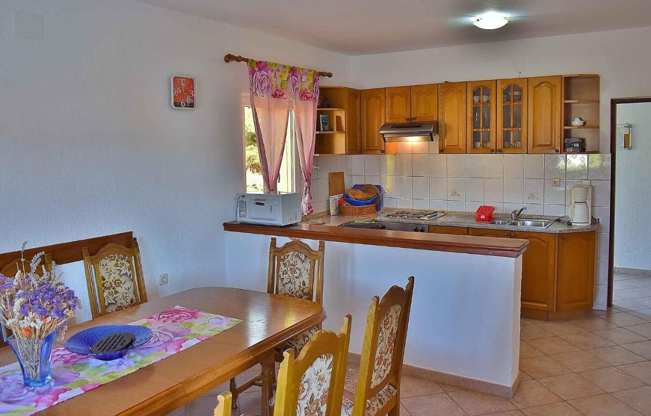 Apartment In Lopar/Insel Rab 17739 Экстерьер фото