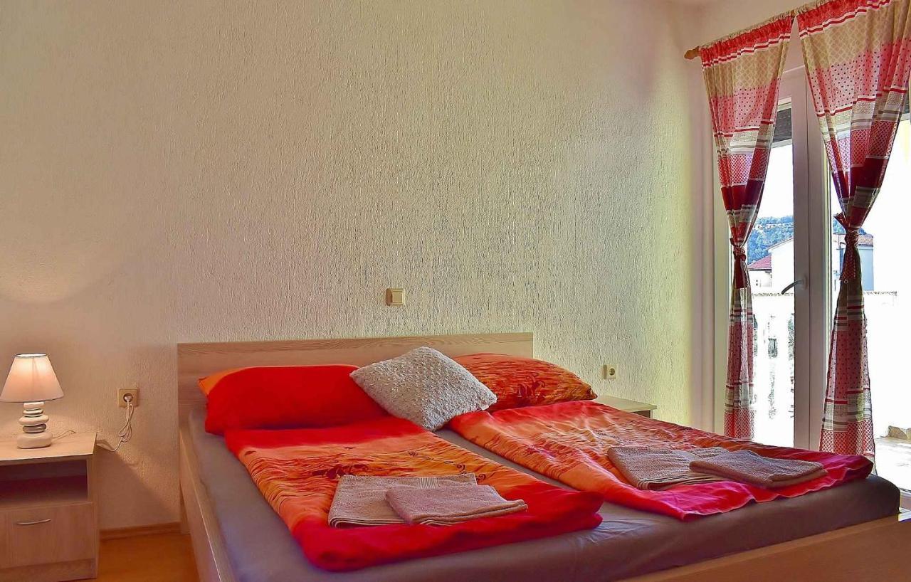 Apartment In Lopar/Insel Rab 17739 Экстерьер фото